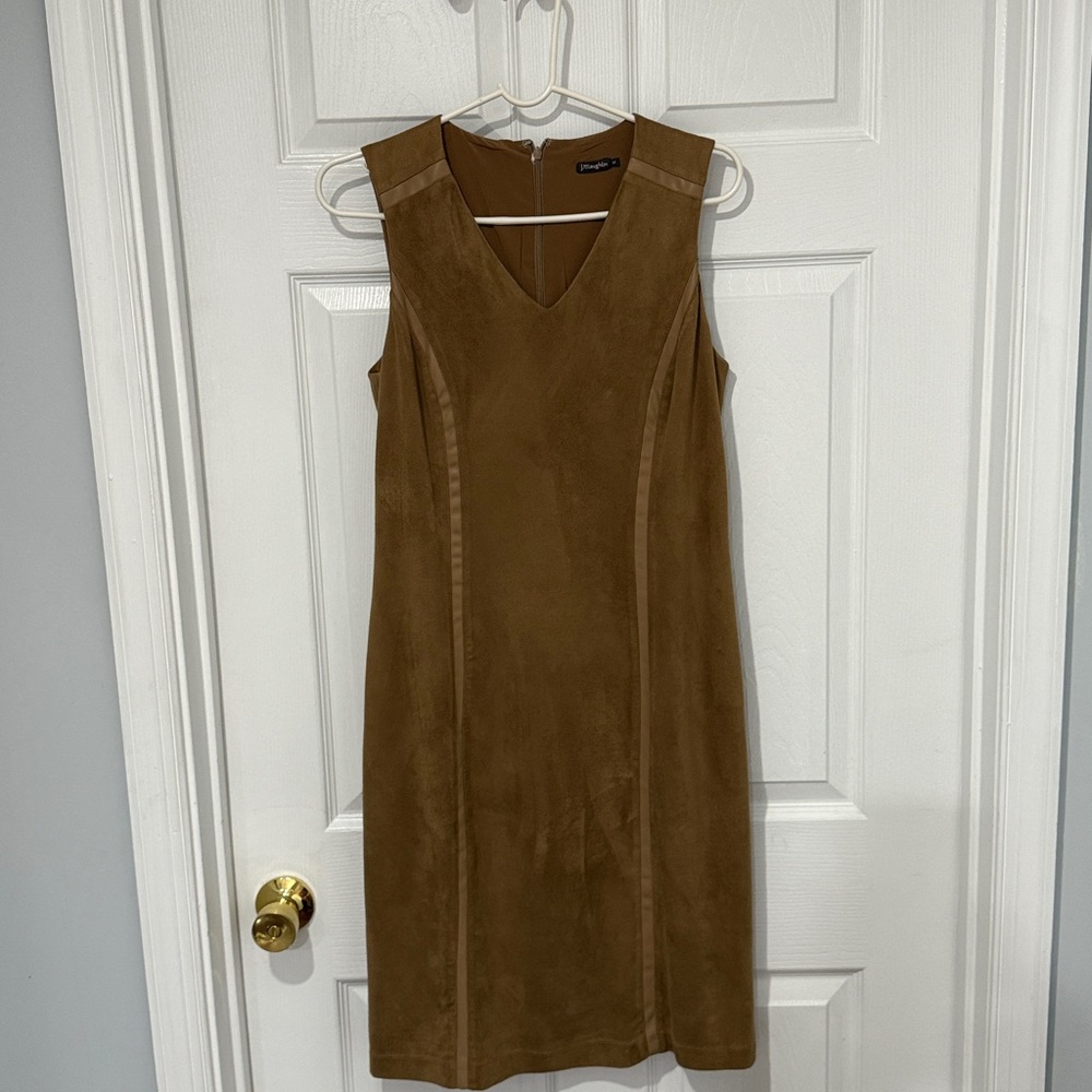J. McLaughlin Tan V-Neck Dress sheath dress